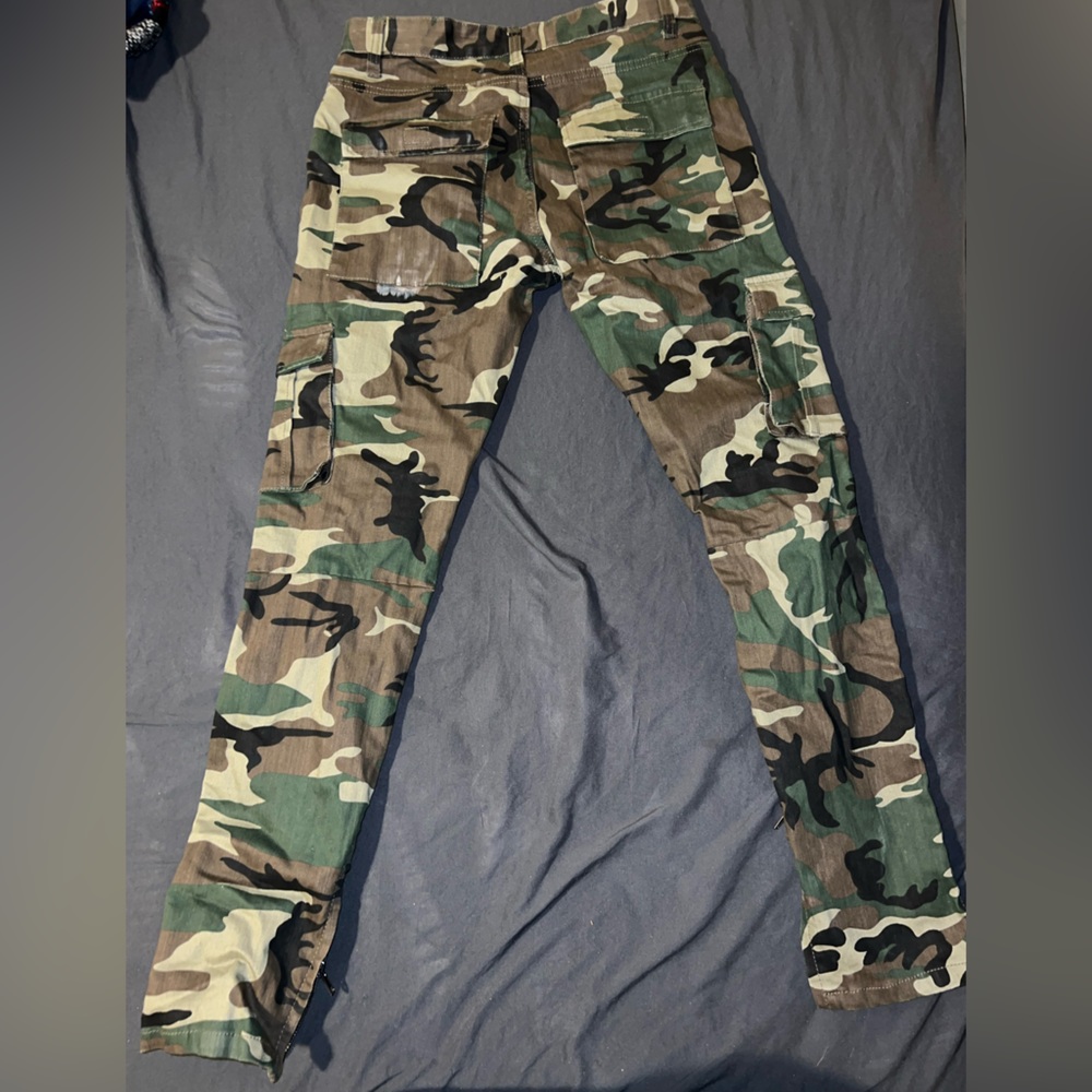 Camo pants